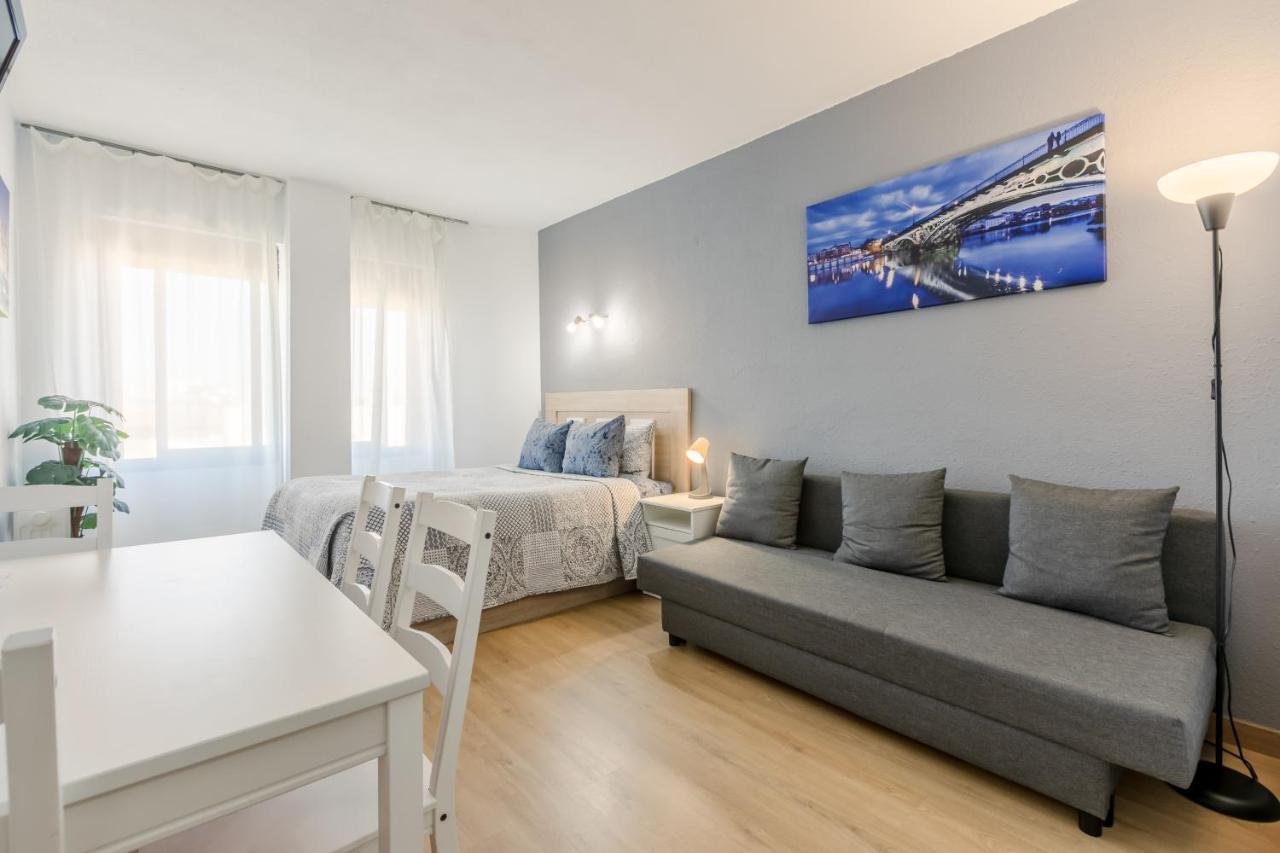 Apartament Hispalis Triana Sevilla Exteriér fotografie